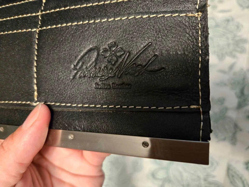 Patricia Nash Tooled Italian Leather Wallet - photo 4
