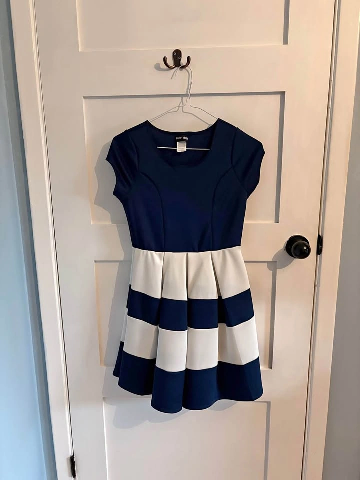 Girl’s Party Dress