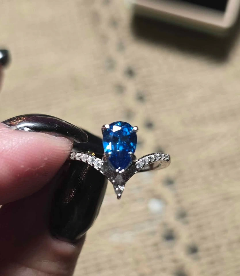 1.5 Carat Sapphire Blue Moissanite Gemstone Ring - Size 8 - photo 2