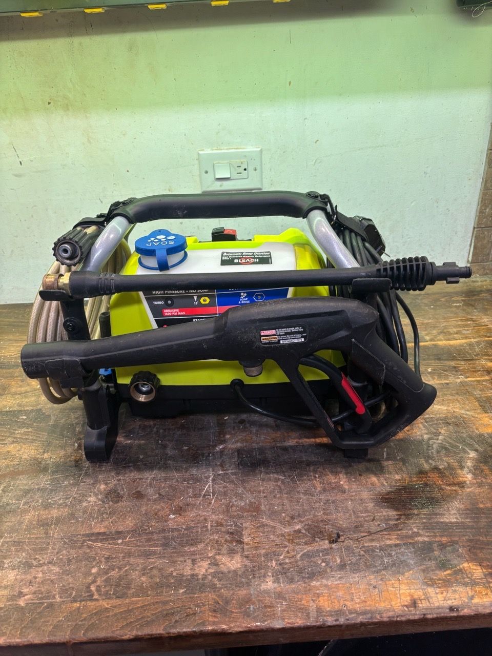 Ryobi 1600 psi Electric Pressure Washer - photo 2