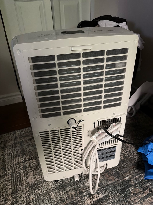 LG window unit air conditioner - photo 3