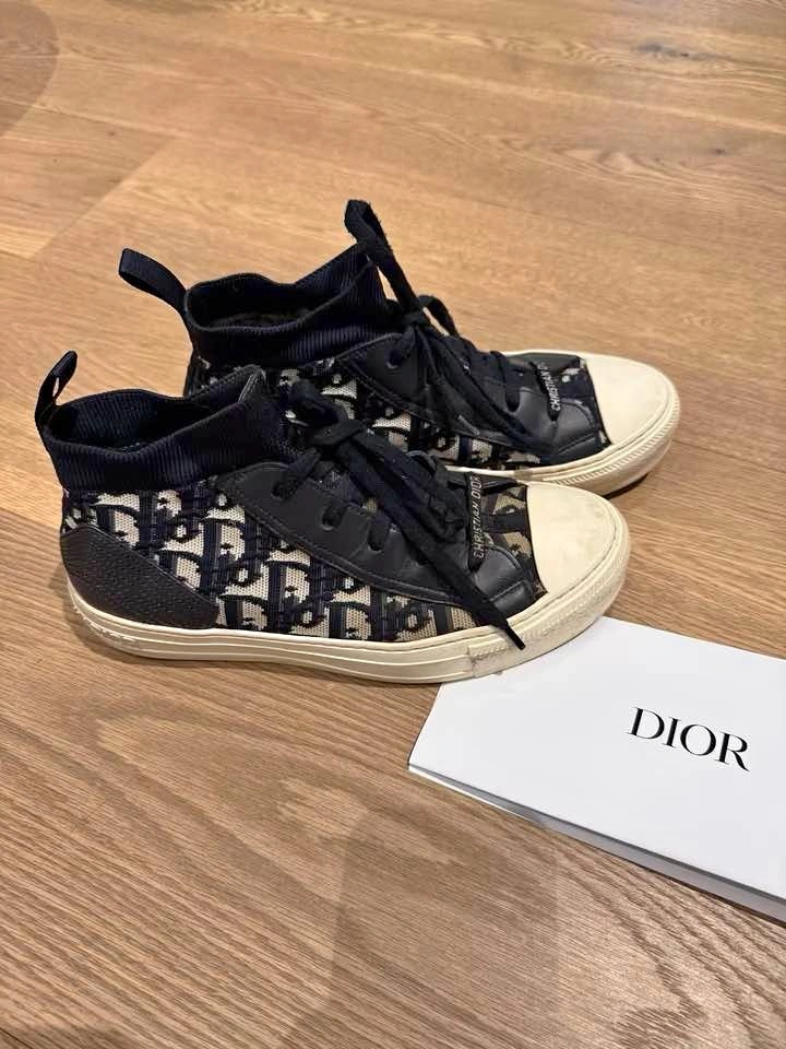 Dior “walkindior” knit sneakers
