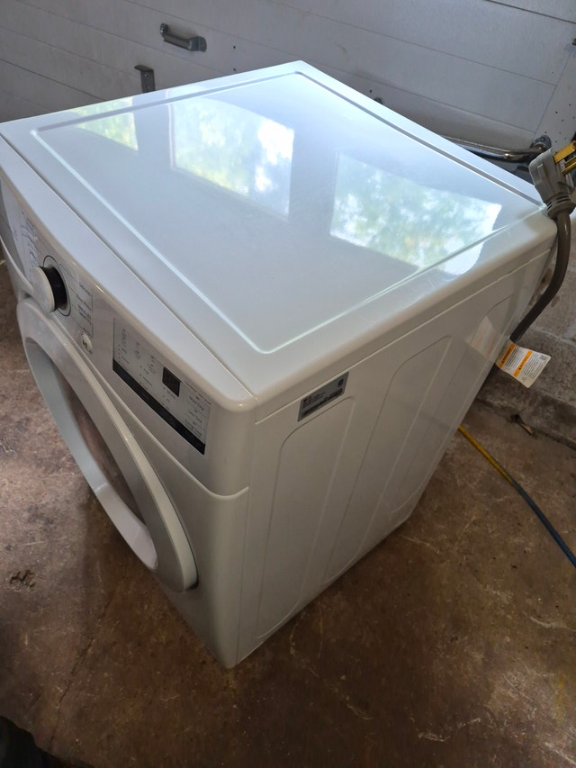 LG Washer & Dryer White Stacking LIKE NEW - photo 5