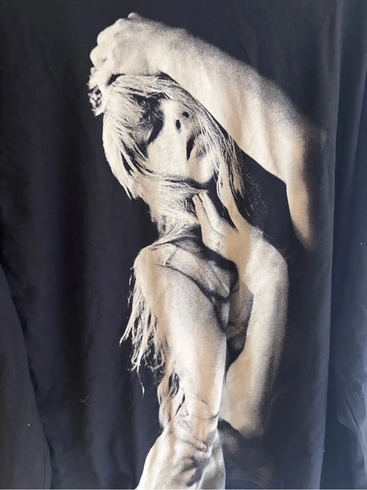 Taylor Swift The Eras Tour Black Long Sleeve Concert Shirt Size - photo 2