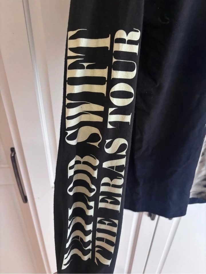 Taylor Swift The Eras Tour Black Long Sleeve Concert Shirt Size - photo 3