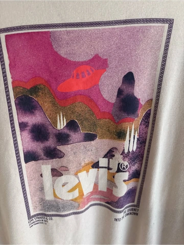 Levi’s Journey Into The Unknown Graphic Crewneck Sweatshirt XS - photo 2