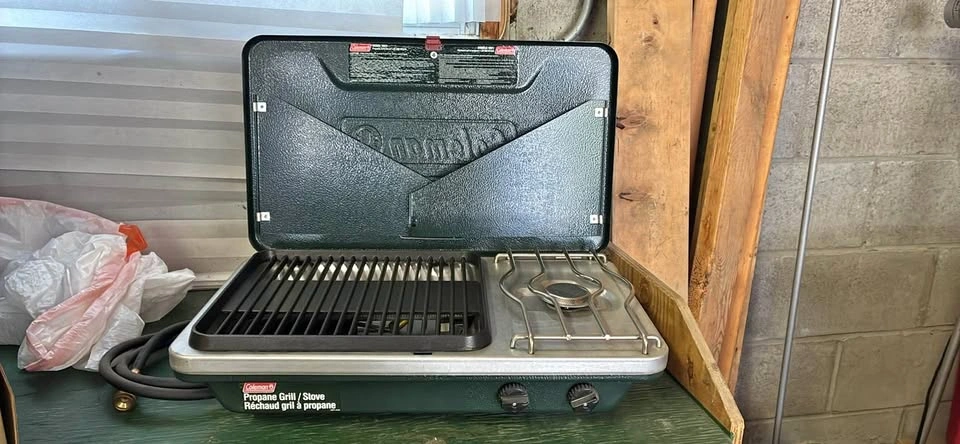 Brand New Coleman Propane Grill/Stove Combo – Never Used