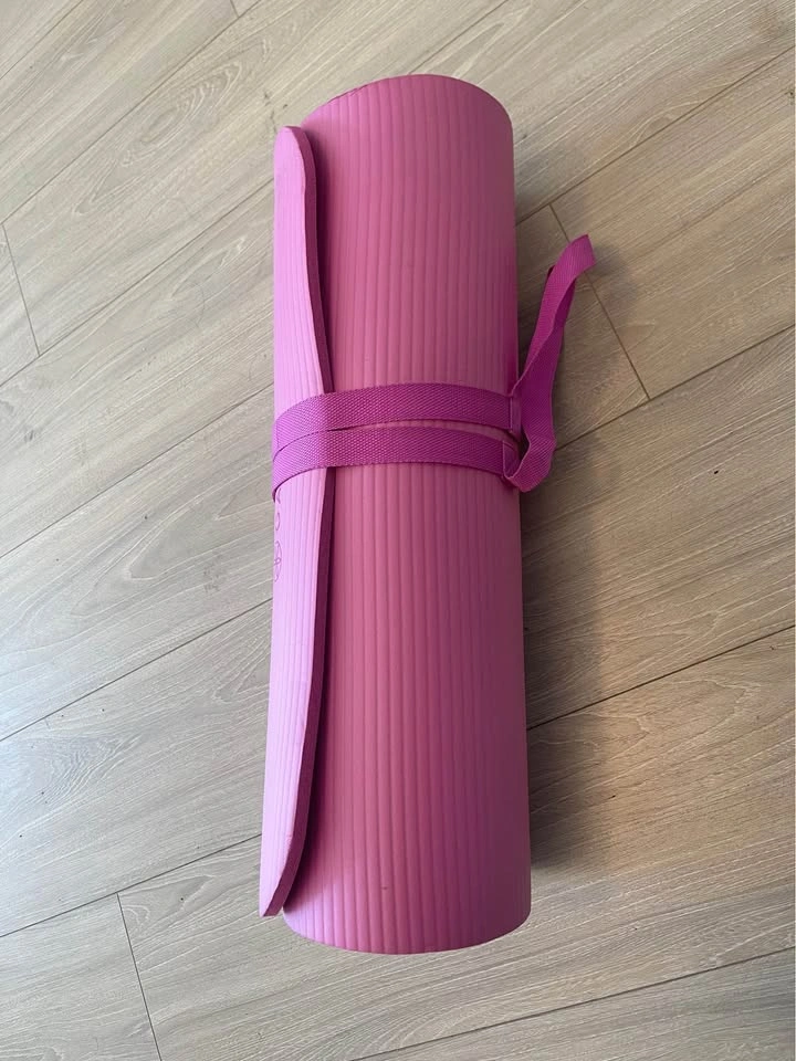 Yoga Mat - like new - MUST GO asap - photo 2