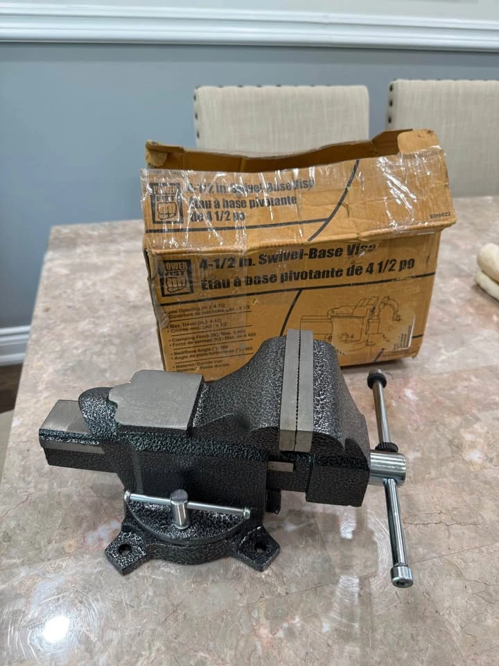 New Power Fist Bench Vise with Swivel Base - photo 2