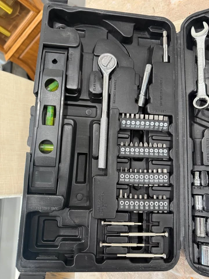 Jobmate Mechanics 135 Piece Tool Set - photo 5