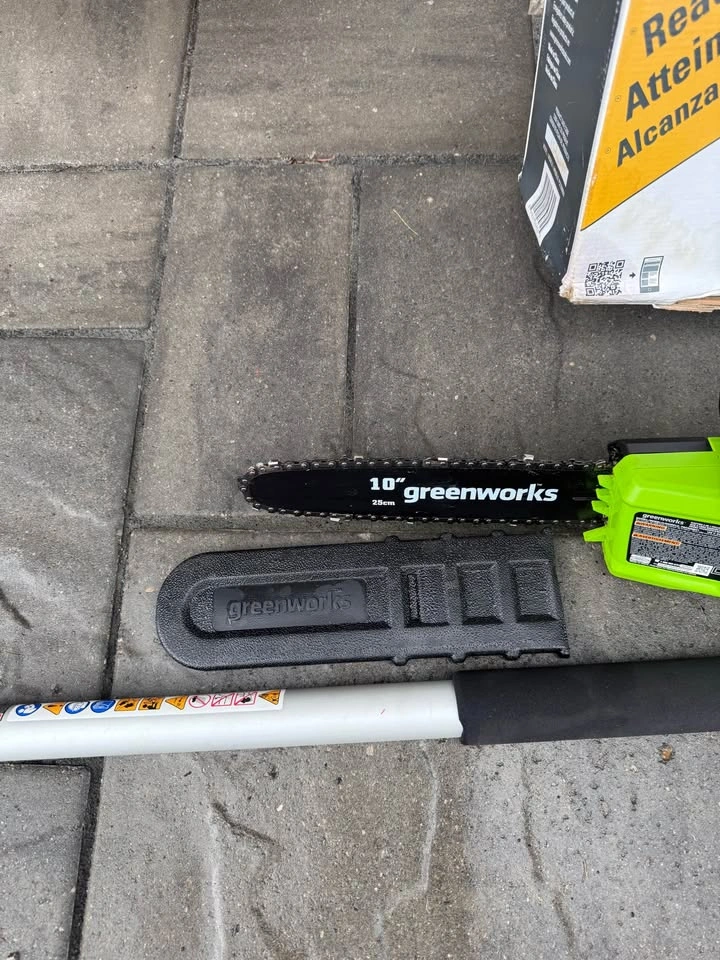 Greenworks 2 in 1 Chain Saw Pole Saw Combo Tool Set - photo 5
