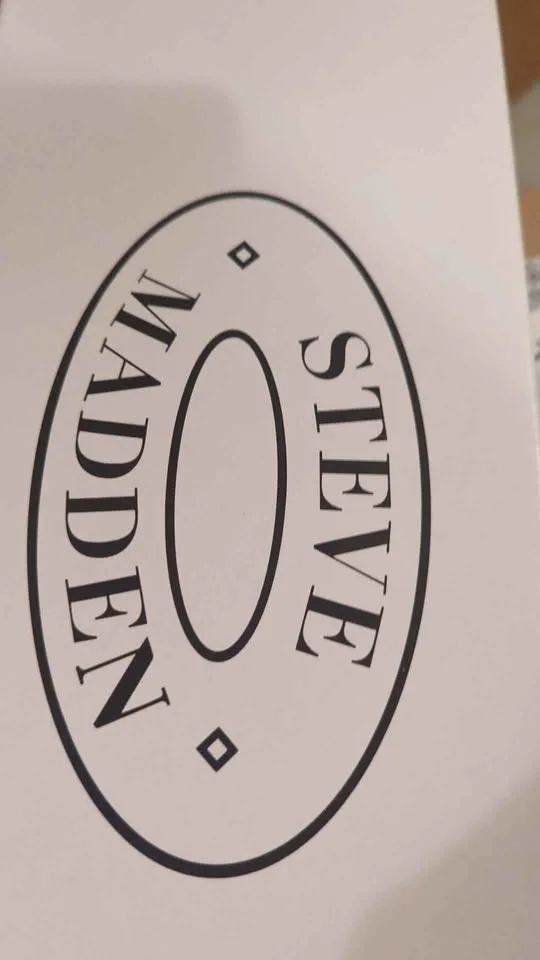 Brand New Ladies Croc style flats size 7 Steve Madden image indicator(5)