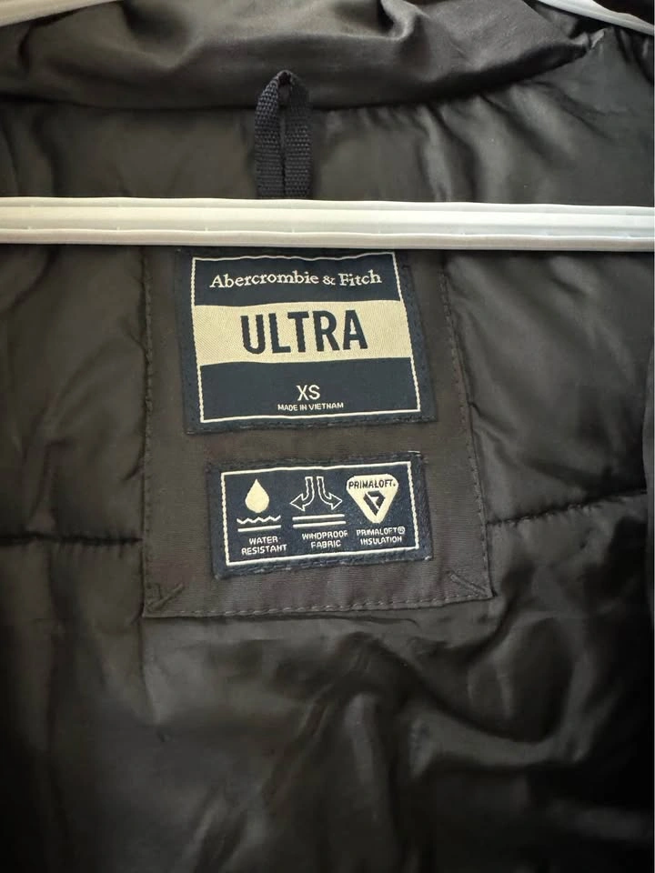 Abercrombie & Fitch Ultra Bomber Jacket XS - photo 3