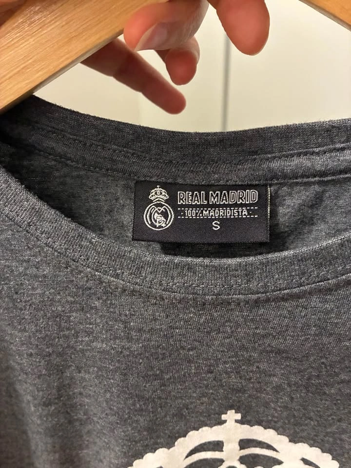 Brand New Real Madrid Official T-Shirt (Adult Small) - photo 3
