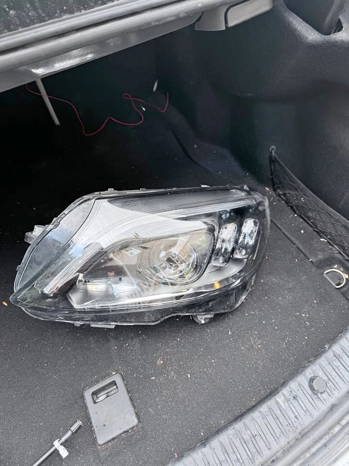 Mercedes W205 Left Headlight – Driver Side