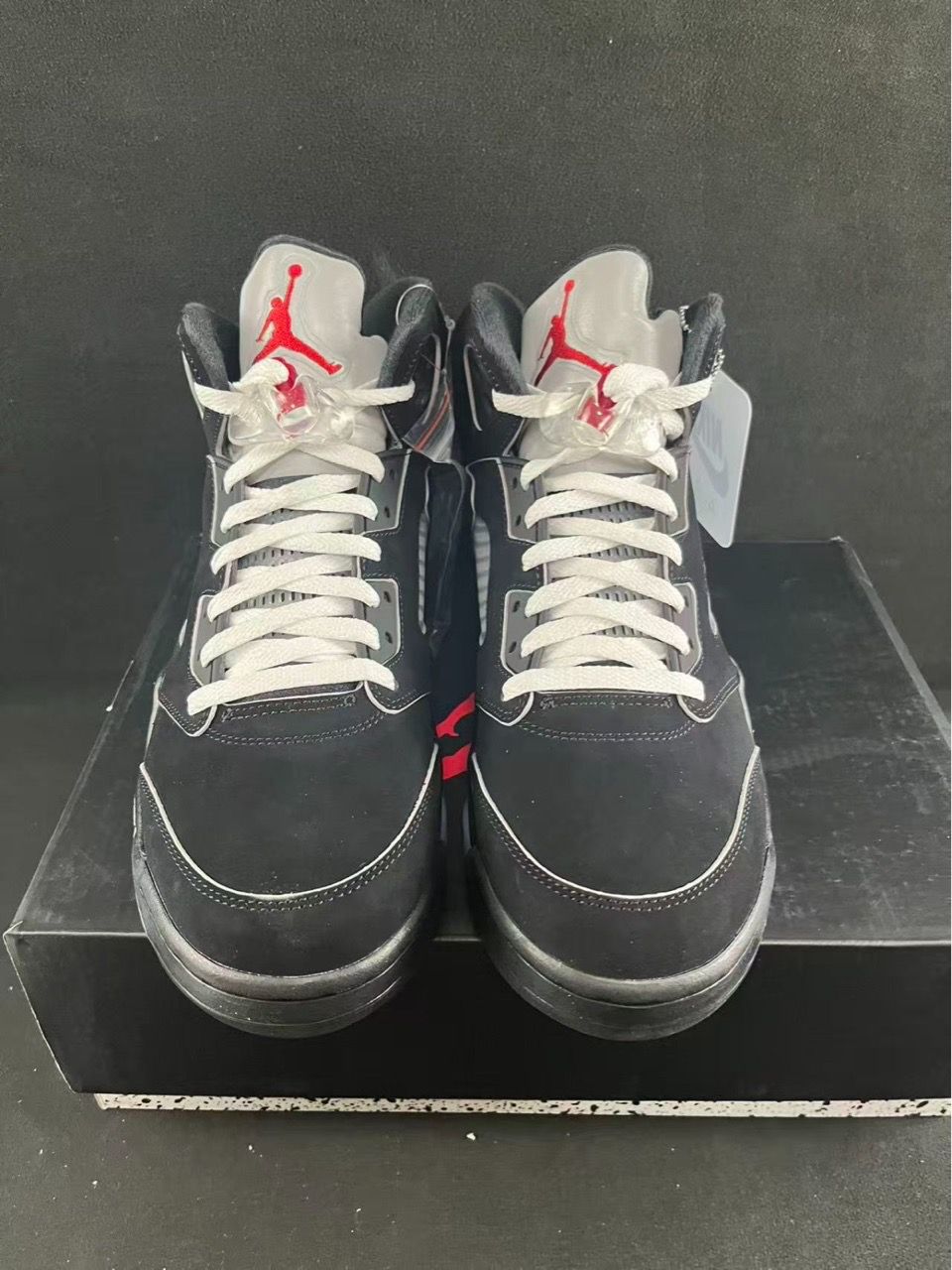 Nike Air Jordan 5 metallic - photo 2