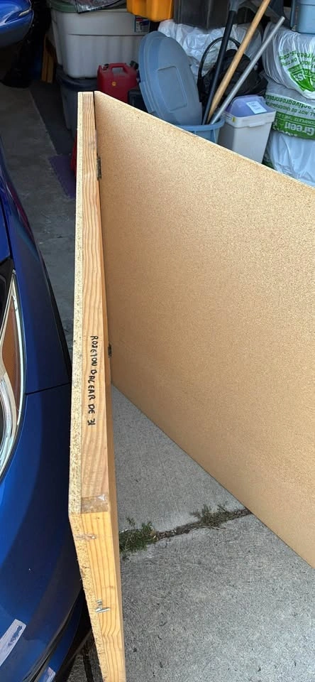 Large Square Wood Frame (40" x 40") – Great Condition - photo 4