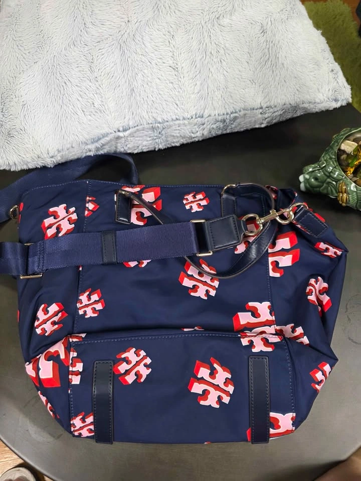 Large Navy & Red Printed Nylon Tote / Crossbody Bag - photo 4