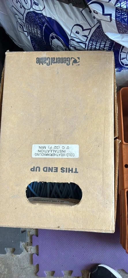 1000 ft Box General Cable Cat5e Plenum (CMP) Blue Ethernet Cable - photo 2