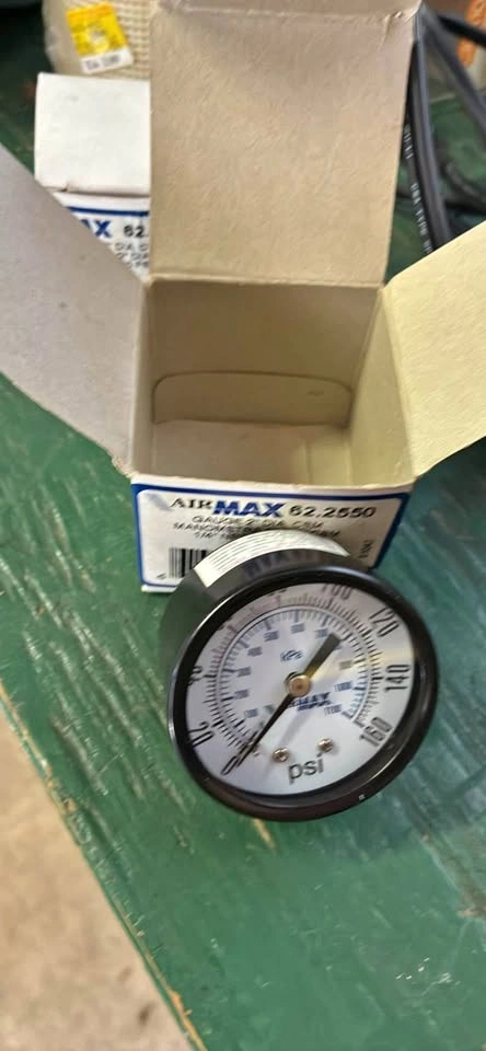 Brand New Airmax 2" Pressure Gauge (0-160 PSI)