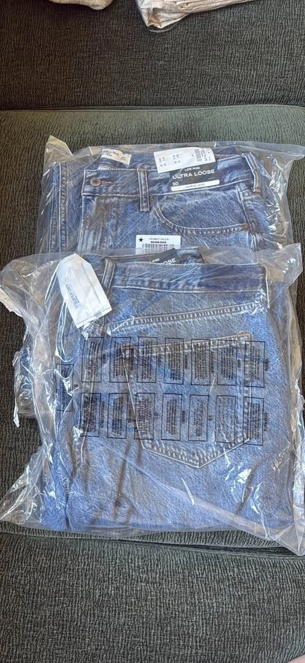 Abercrombie Curve Love Low Rise Ultra Loose Jeans (29 & 30) - photo 2