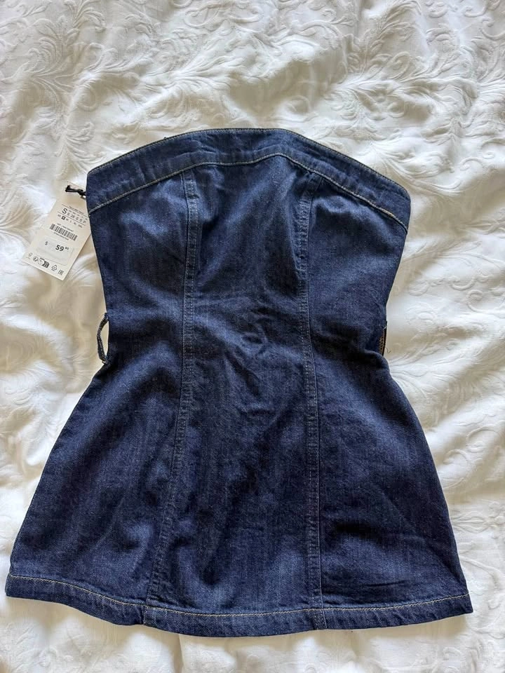 Zara Jean strapless top. Small