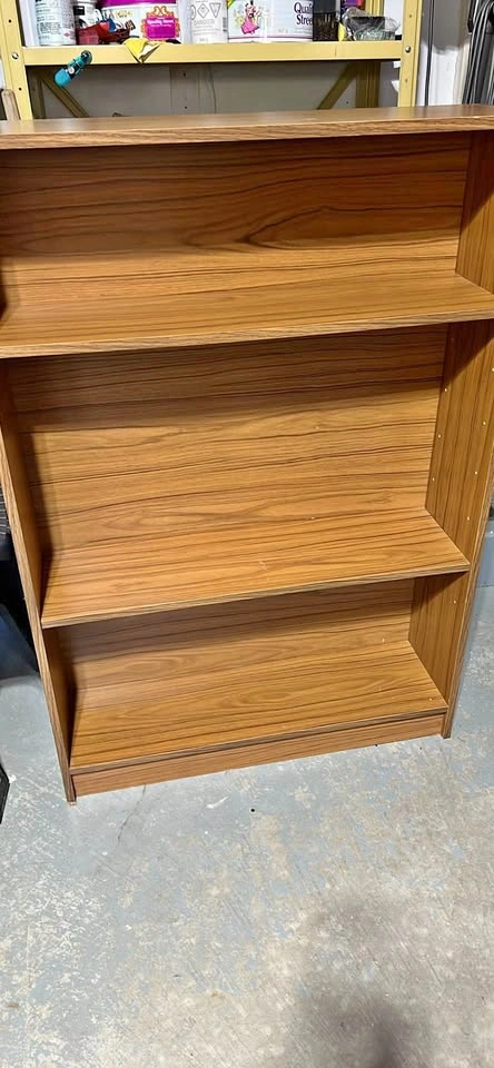 Wood Grain 3-Shelf Bookcase