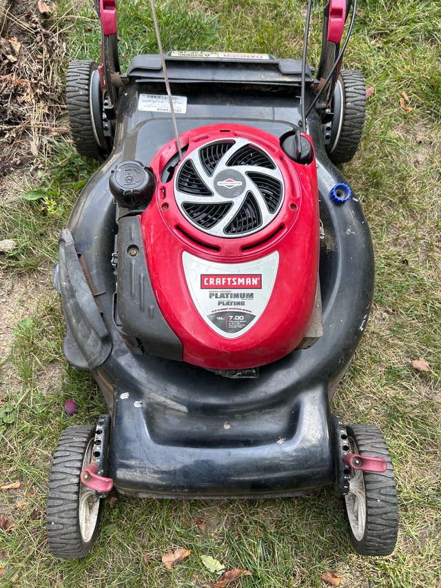 22 inch Craftsman self propelled lawnmower