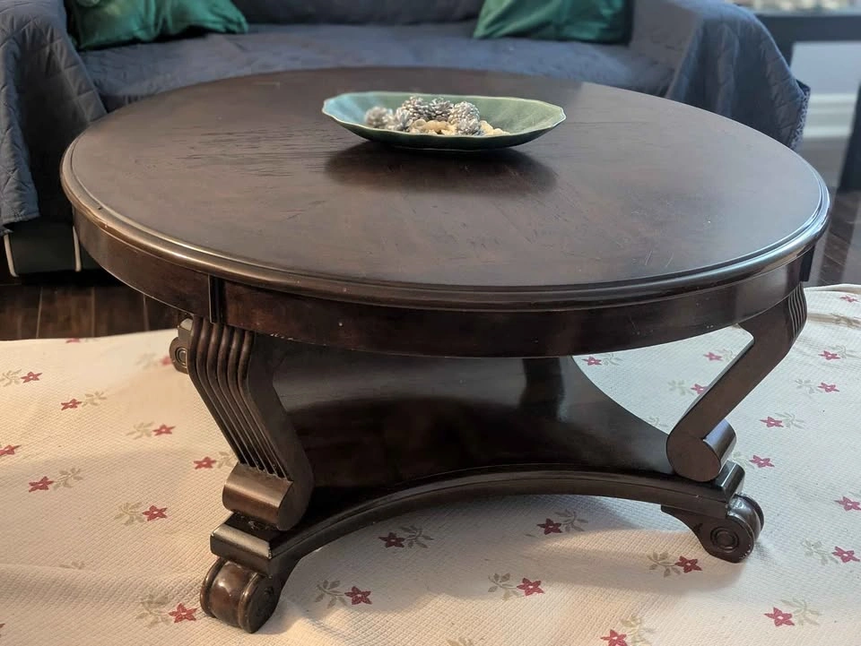 Round Hardwood Wood Coffee Table - photo 2