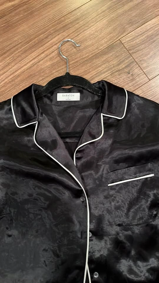 Babaton shirt size small - photo 2