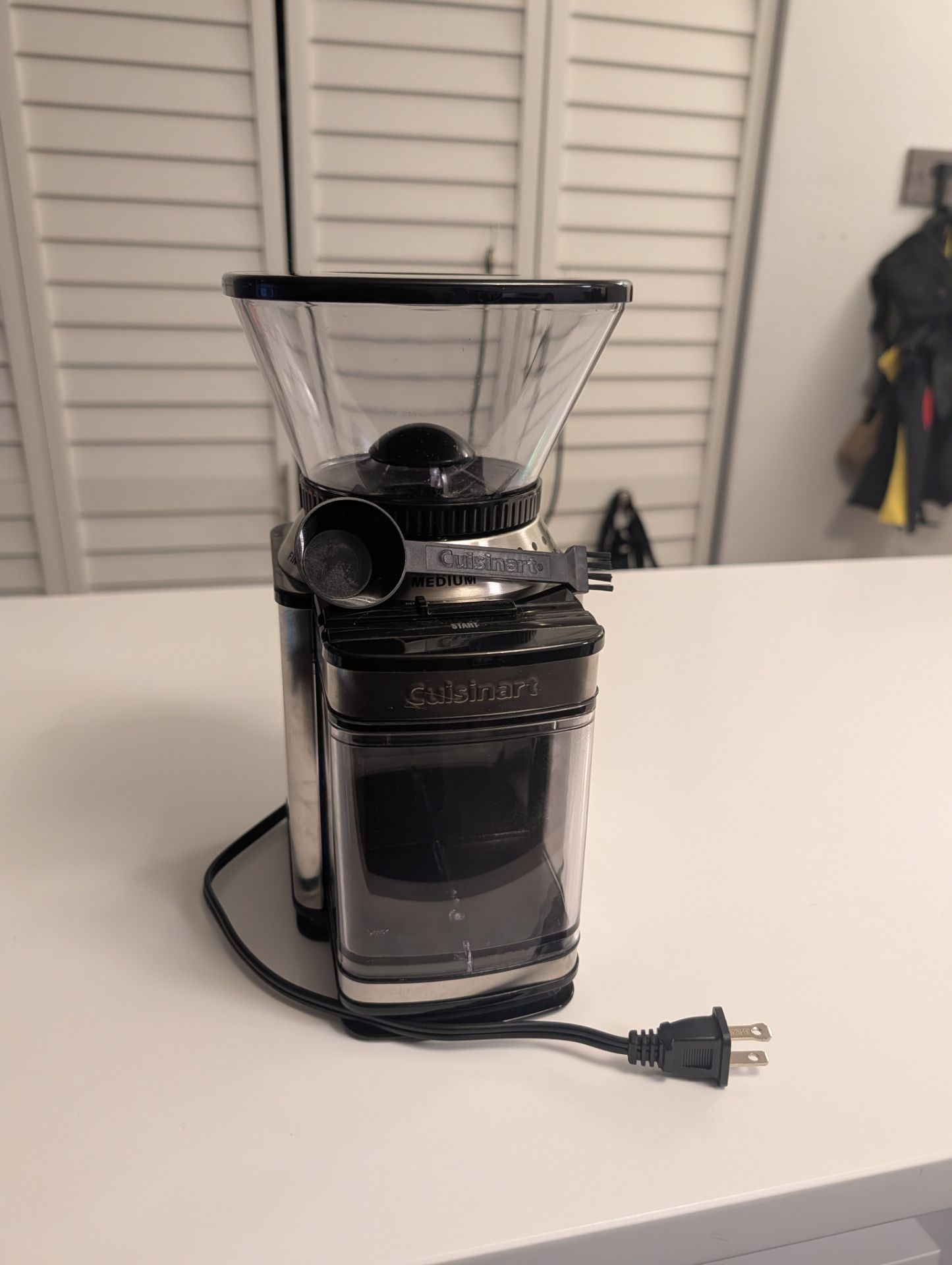 Ninja Coffee Maker + Cuisinart Coffee Grinder - photo 3