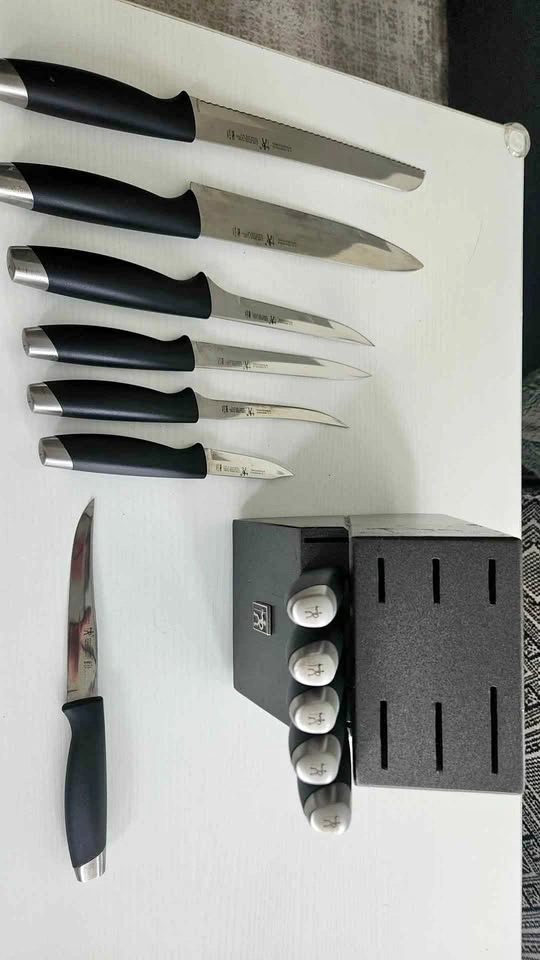 J.A. Henckels International Fine Edge Pro Knife Set with Block