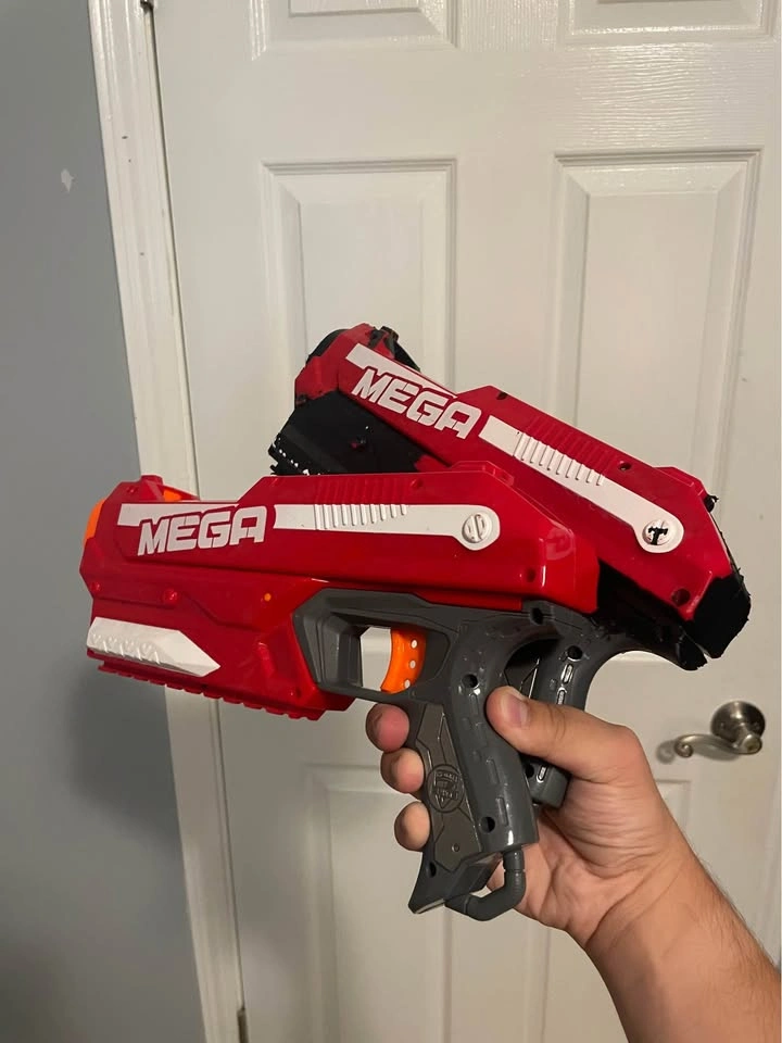 Nerf Mega RotoFury and Magnus blasters - photo 2