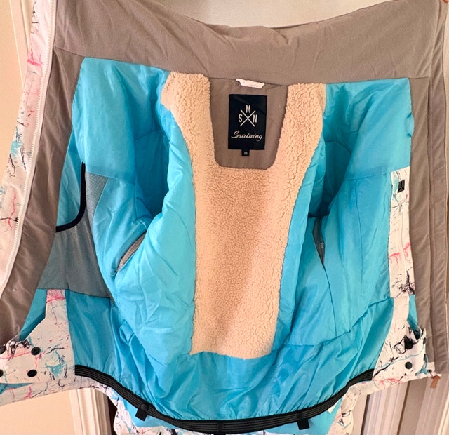 Ski Jacket and snow pants - photo 3