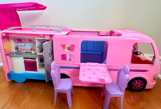 Mattel Barbie Caravan - photo 3