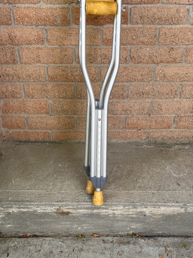 Medical Crutches - photo 3