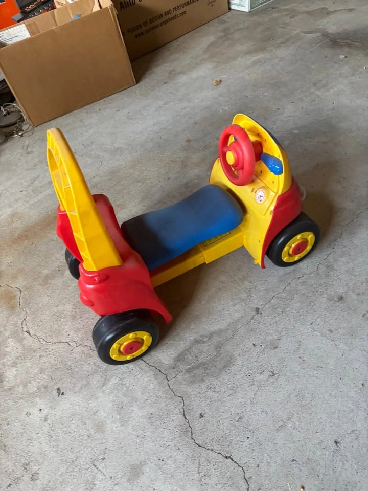 Little Tikes Push & Ride Racer - photo 5