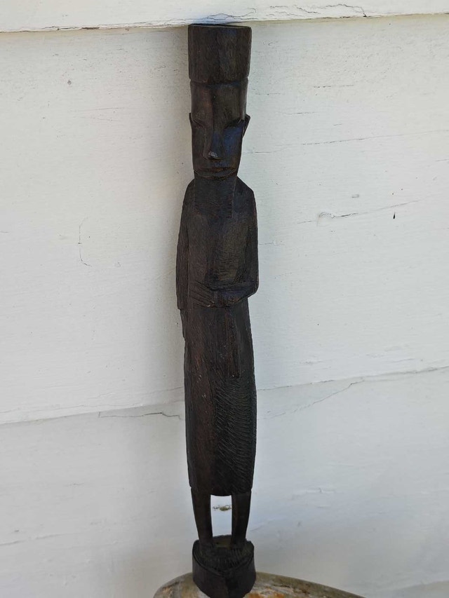 Vintage African wood carving statue - photo 3