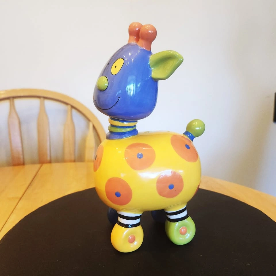 Meet 'Bubbles' a Bright Colorful Fun Giraffe Bank - photo 2