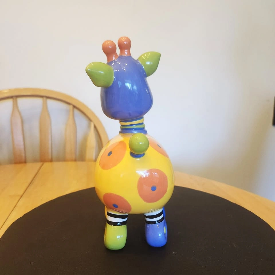 Meet 'Bubbles' a Bright Colorful Fun Giraffe Bank - photo 3