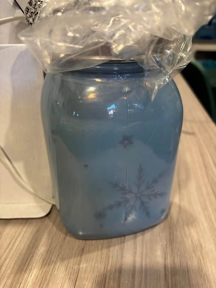 Scentsy warmer - photo 2