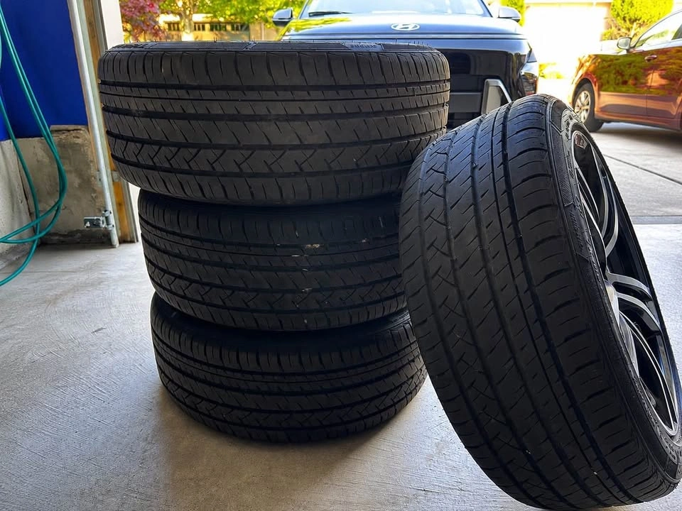 OEM BMW F30 18 Wheels & 225/45R18 All-Season Tires - photo 2