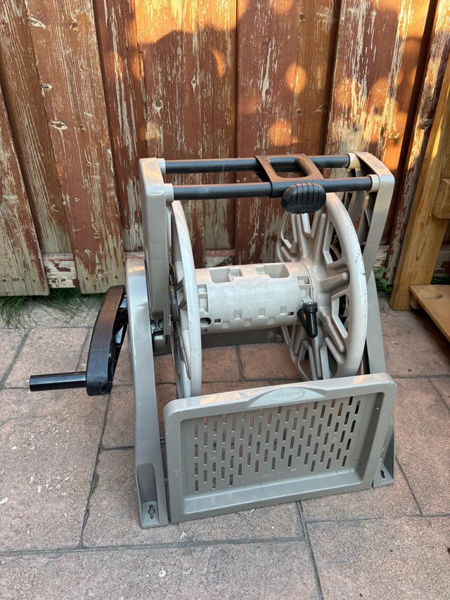 Suncast Hose Reel image indicator(3)