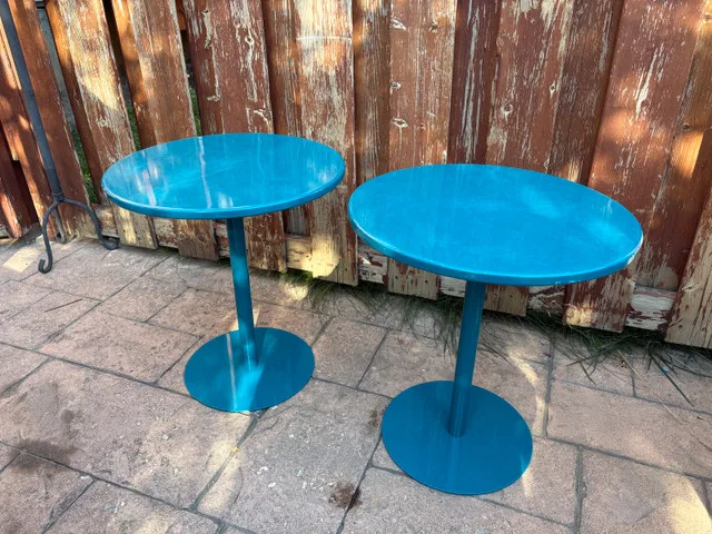 Small Patio Tables thumbnail