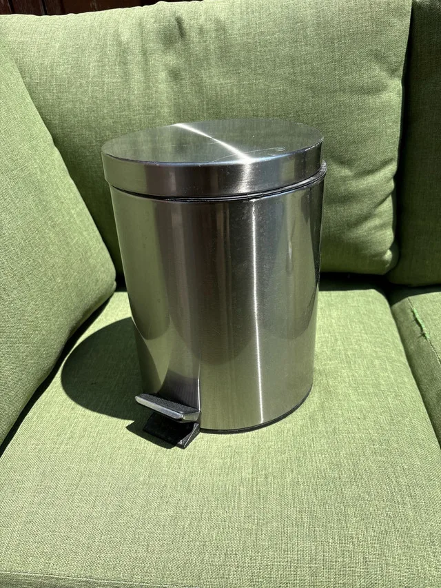 Small Stainless Steel Trash Can thumbnail