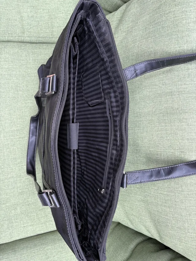 Women’s Tote Bag image indicator(3)