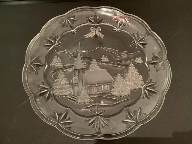 Glass Serving Trays thumbnail