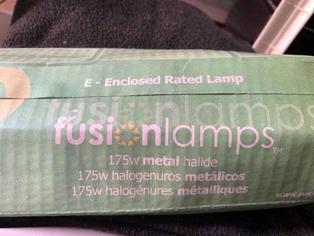 175W metal Halide Bulb. image indicator(2)