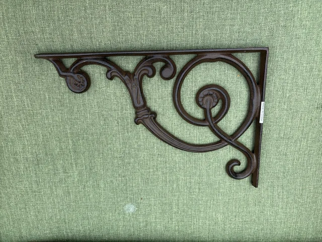 Cast Iron Shelf Bracket thumbnail