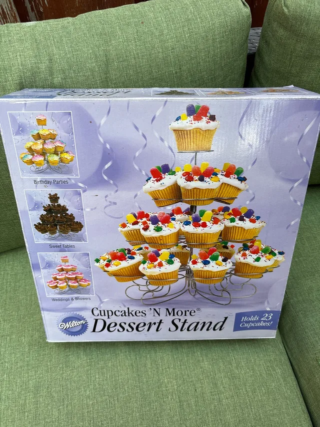 Cupcake Stand thumbnail